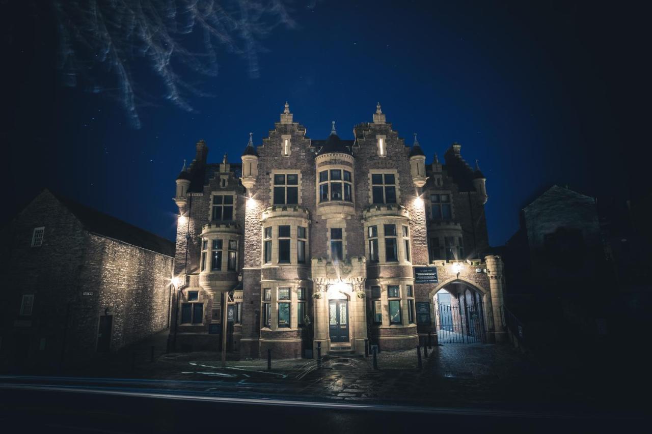 The Fleece Hotel Richmond Richmond  Bagian luar foto